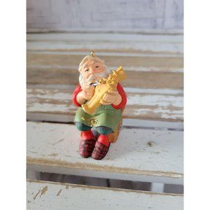 Hallmark Santa soldier toy making 2001 ornament Xm